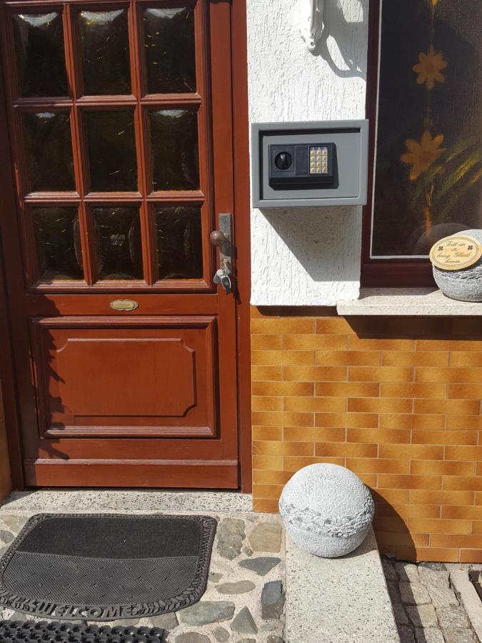 Fehrenbach Monteurwohnung Aroba מראה חיצוני תמונה