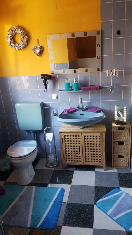 Fehrenbach Monteurwohnung Aroba מראה חיצוני תמונה