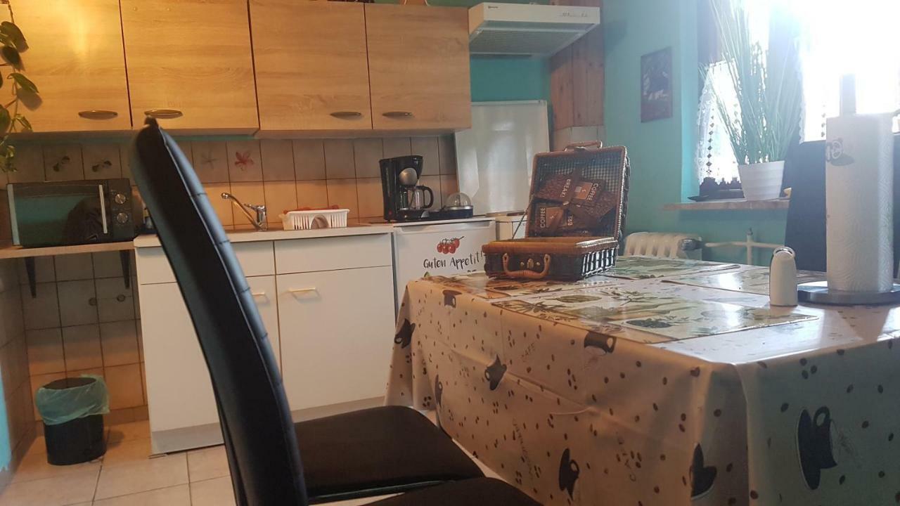 Fehrenbach Monteurwohnung Aroba מראה חיצוני תמונה