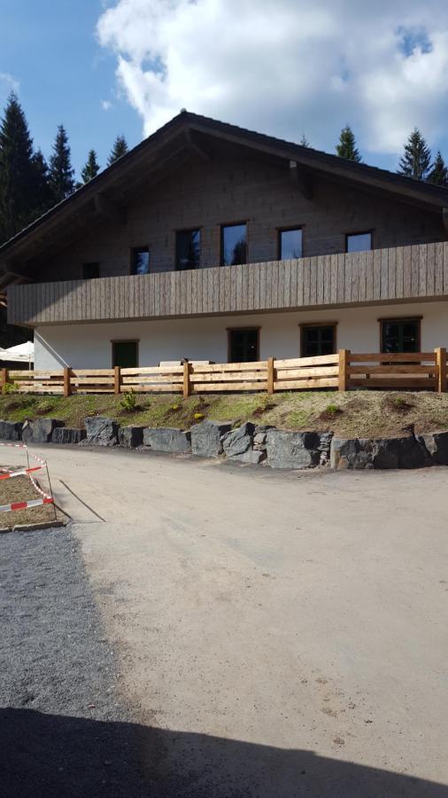 Fehrenbach Monteurwohnung Aroba מראה חיצוני תמונה